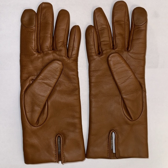COACH Horse And Carriage Plaque Leather Tech Gloves - Picture 5 of 9
